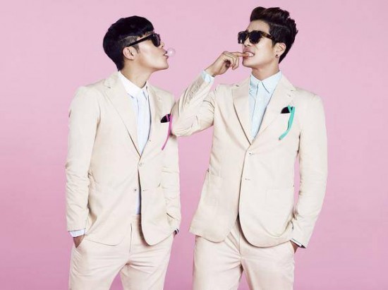 2AM-Changmin-8eight-Lee-Hyun-homme_1405436936_af_org