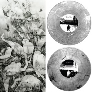 The Last Dawn (felül) és Ray Of Darkness (alul) borítók. A képen látható vinyl verzió mellett természetesen CD-n is megjelenik minkét album.